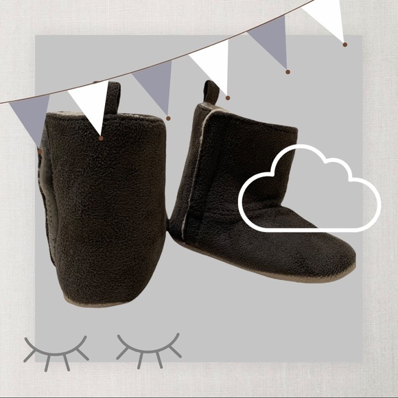 Newborn Gray Ugg Booties - Picture 5 of 5